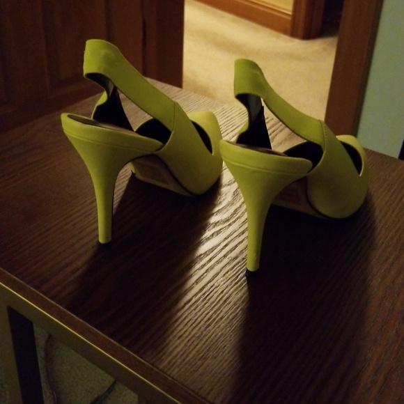 Shoes - Picture 3 of 3